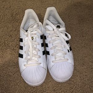 Women’s adidas superstar